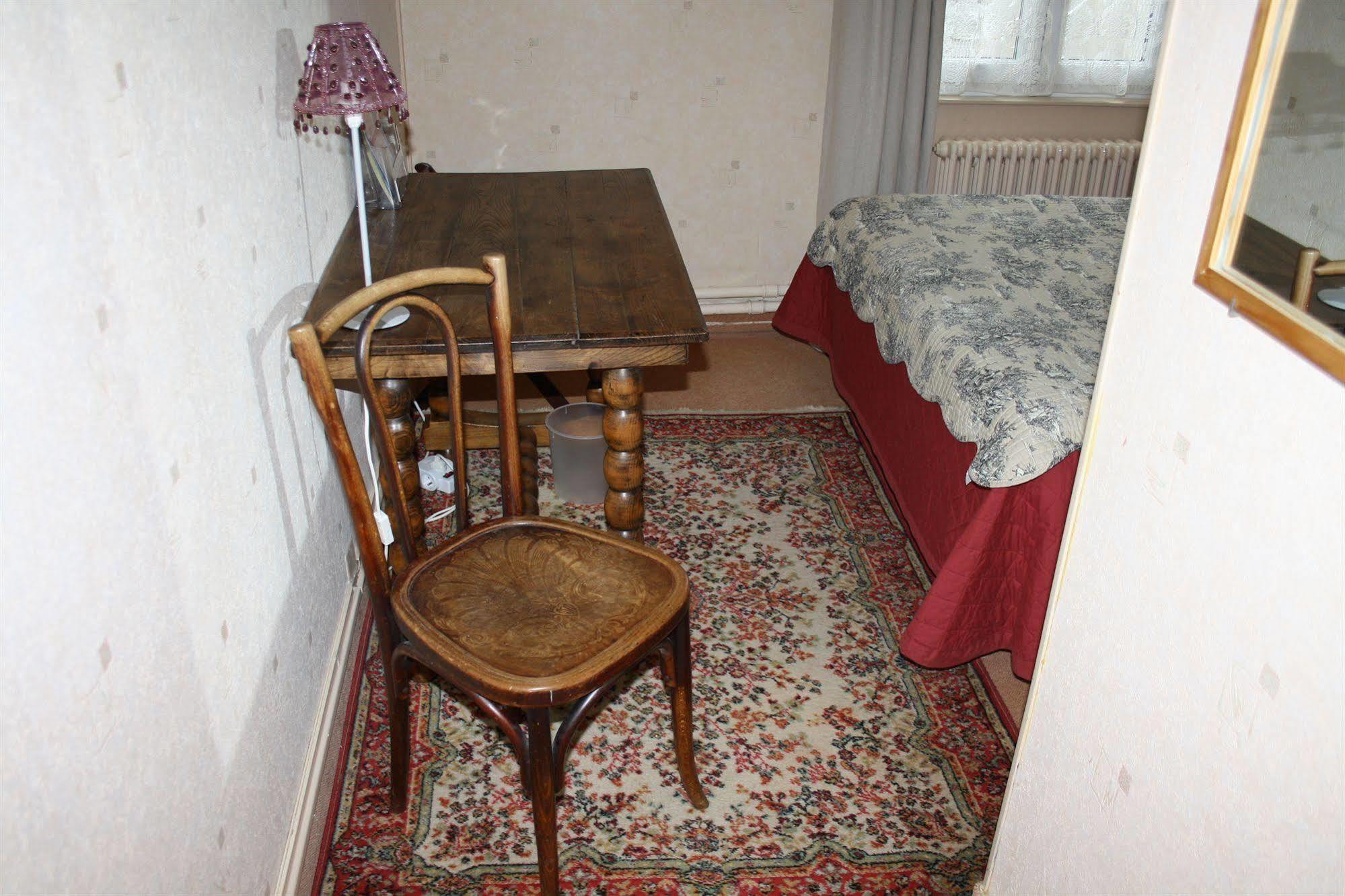 Hotel Le Relais Des Templiers Beaugency Exterior foto